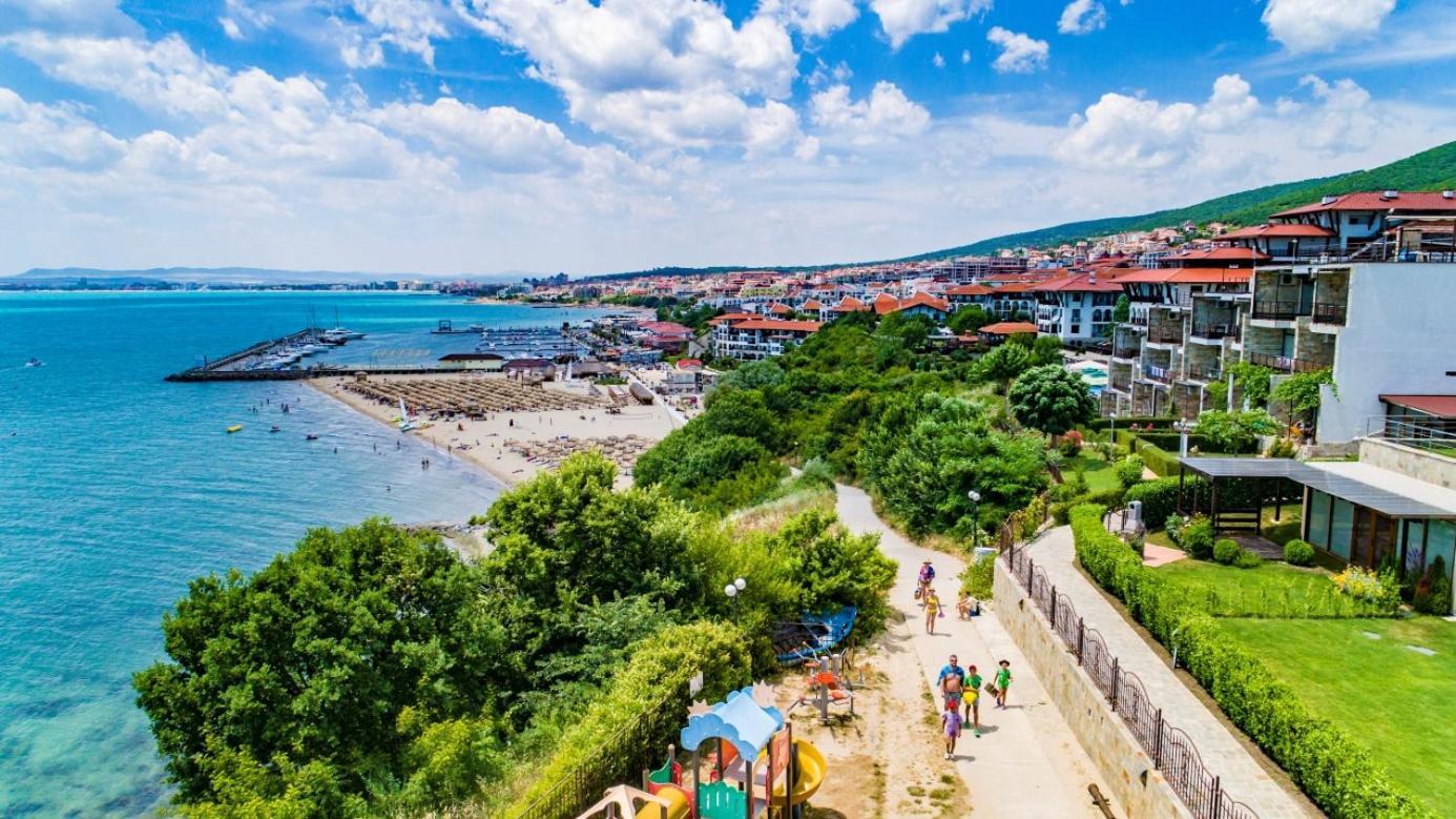 Monastery Seafront Apartments Sveti Vlas Exterior photo